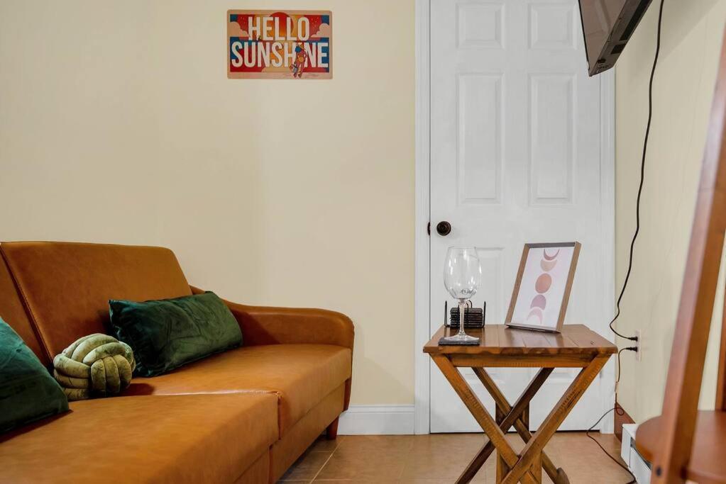Golden Gem In Heart Of East Rock Quiet 3Br Near Dt And Yale Lejlighed New Haven Eksteriør billede