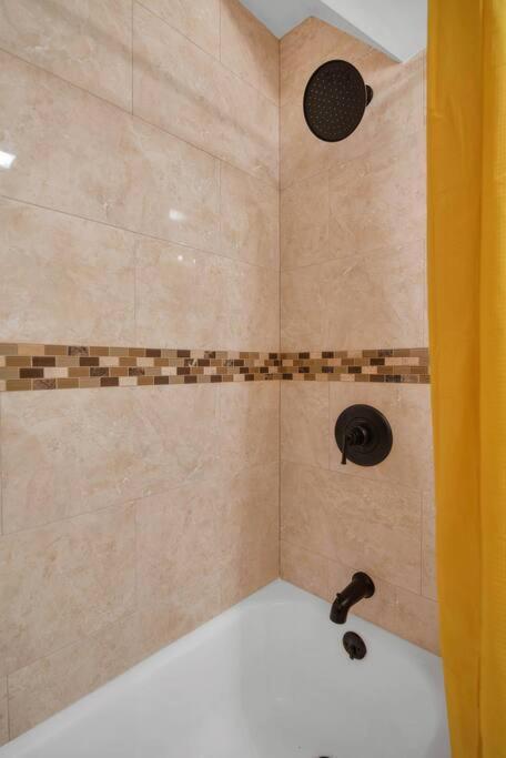 Golden Gem In Heart Of East Rock Quiet 3Br Near Dt And Yale Lejlighed New Haven Eksteriør billede